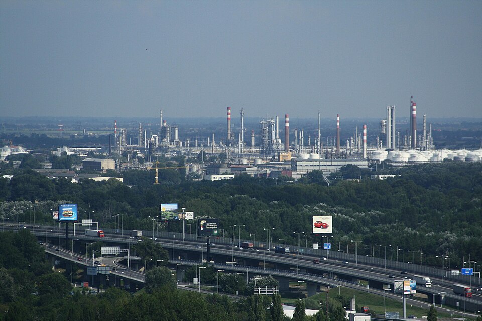 File:Refinery of Slovnaft, view from Nový most viewpoint in Bratislava, Bratislava II District.jpg